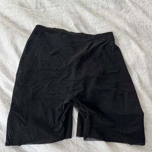 SKIMS - Sculpt Low Back Short - NWT - Onyx